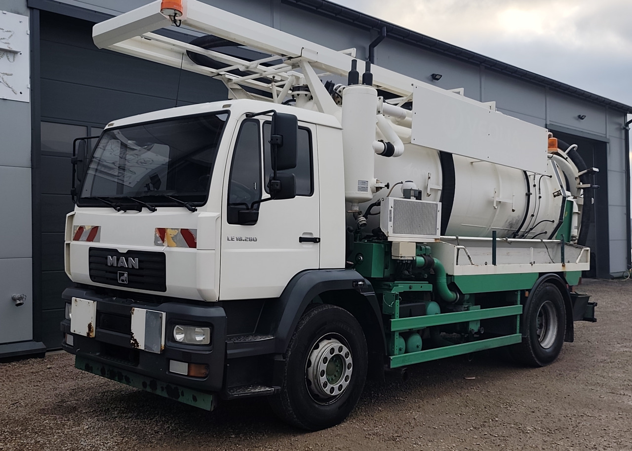 MAN MULLER - Vacuümwagen: afbeelding 1 MAN MULLER - Vacuümwagen: afbeelding 1