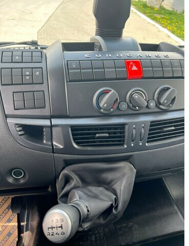 IVECO EuroCargo ML120E21 + PTO CLIMA DAB... - Chassis vrachtwagen: afbeelding 5 IVECO EuroCargo ML120E21 + PTO CLIMA DAB... - Chassis vrachtwagen: afbeelding 5