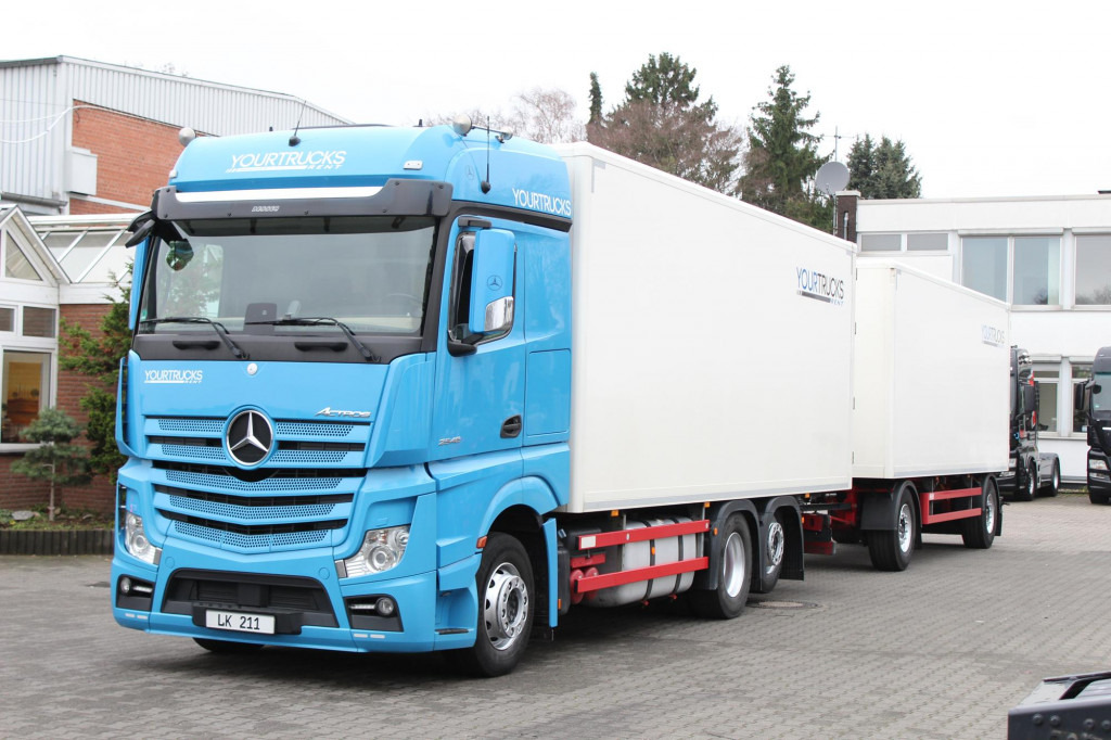 Mercedes-Benz Actros 2548 Koffer Retarder Schlafkab Kühlbox - Bedrijfswagen: afbeelding 1 Mercedes-Benz Actros 2548 Koffer Retarder Schlafkab Kühlbox - Bedrijfswagen: afbeelding 1