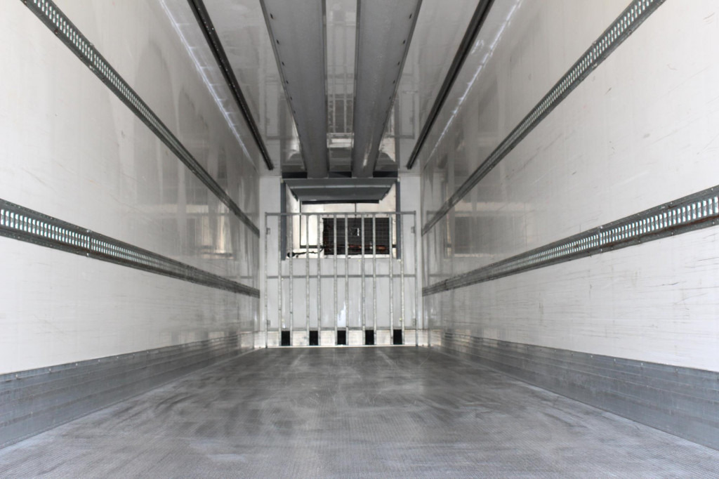 Chereau Thermo King SLXe 200 Aluboden FRC 06 2025 - Koelwagen oplegger: afbeelding 2 Chereau Thermo King SLXe 200 Aluboden FRC 06 2025 - Koelwagen oplegger: afbeelding 2