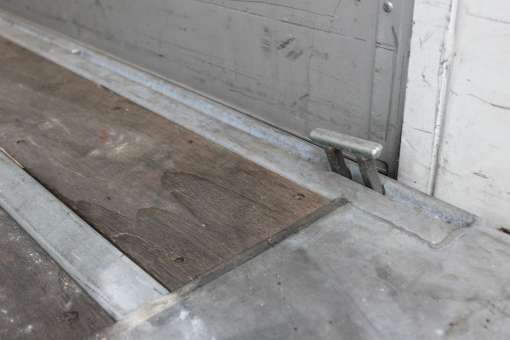 Fruehauf Fruehauf 2-Achser SAF Edscha Alu Bordwände - Aanhangwagen met huif: afbeelding 3 Fruehauf Fruehauf 2-Achser SAF Edscha Alu Bordwände - Aanhangwagen met huif: afbeelding 3