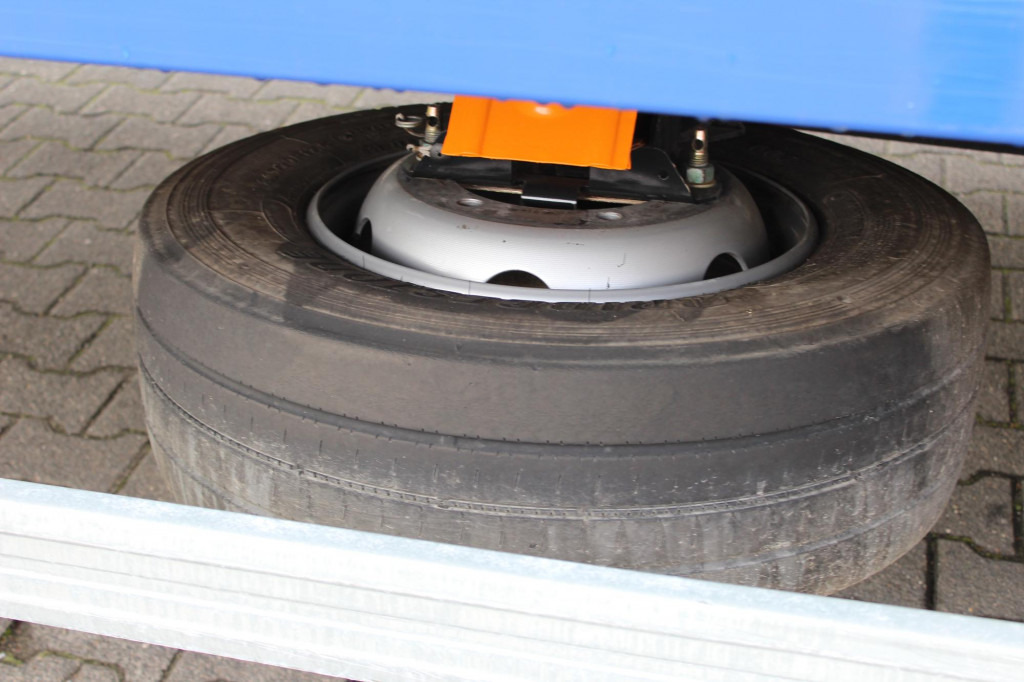 MAN TGL 12.220 Plane-Koffer 7,5 m LBW Klima 199TKm - Bakwagen: afbeelding 5 MAN TGL 12.220 Plane-Koffer 7,5 m LBW Klima 199TKm - Bakwagen: afbeelding 5