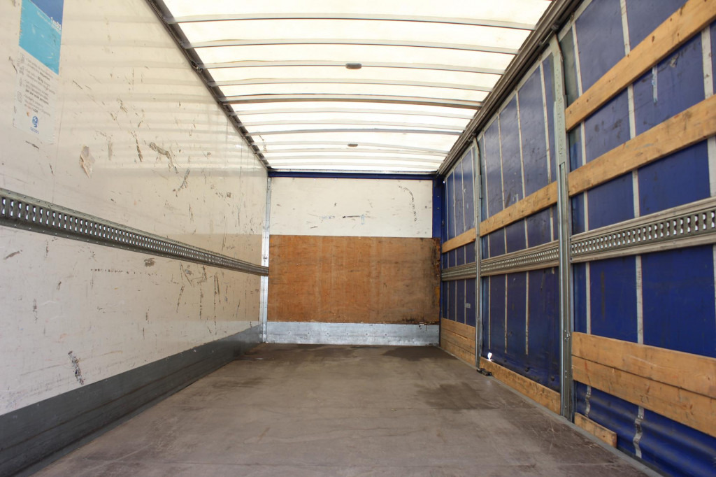 MAN TGL 12.220 Plane-Koffer 7,5 m LBW Klima 199TKm - Bakwagen: afbeelding 3 MAN TGL 12.220 Plane-Koffer 7,5 m LBW Klima 199TKm - Bakwagen: afbeelding 3