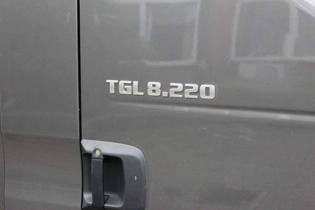 MAN TGL 8.220 Plane AHK 6,1 m Luft Klima - Schuifzeilen vrachtwagen: afbeelding 4 MAN TGL 8.220 Plane AHK 6,1 m Luft Klima - Schuifzeilen vrachtwagen: afbeelding 4