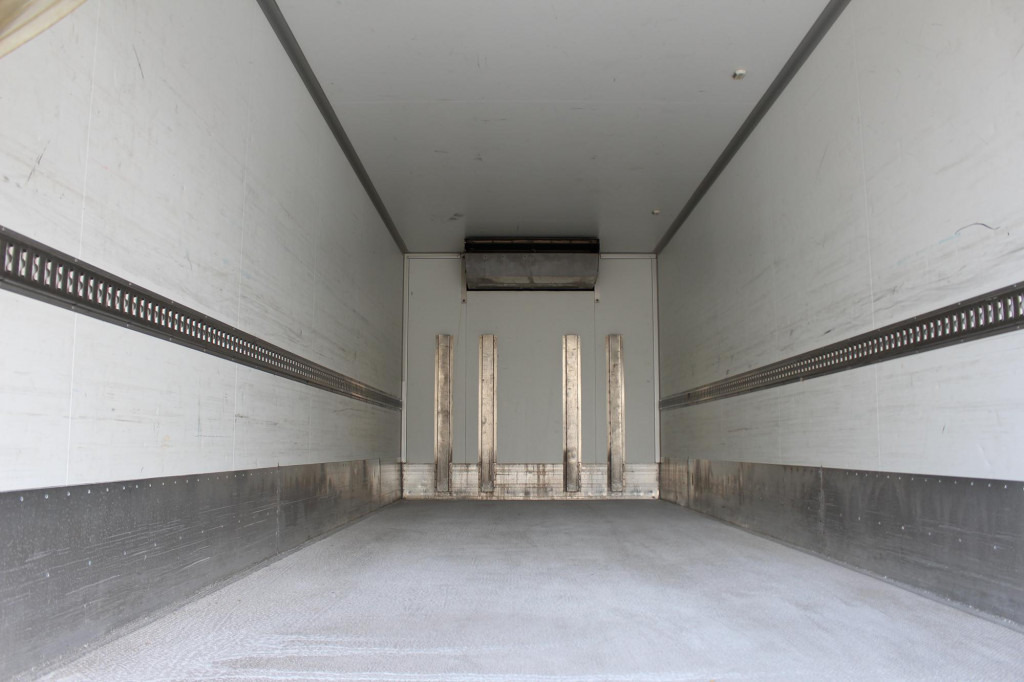 Mercedes-Benz Atego 1223 E6 TK T-800 R Strom LBW - Koelwagen vrachtwagen: afbeelding 2 Mercedes-Benz Atego 1223 E6 TK T-800 R Strom LBW - Koelwagen vrachtwagen: afbeelding 2