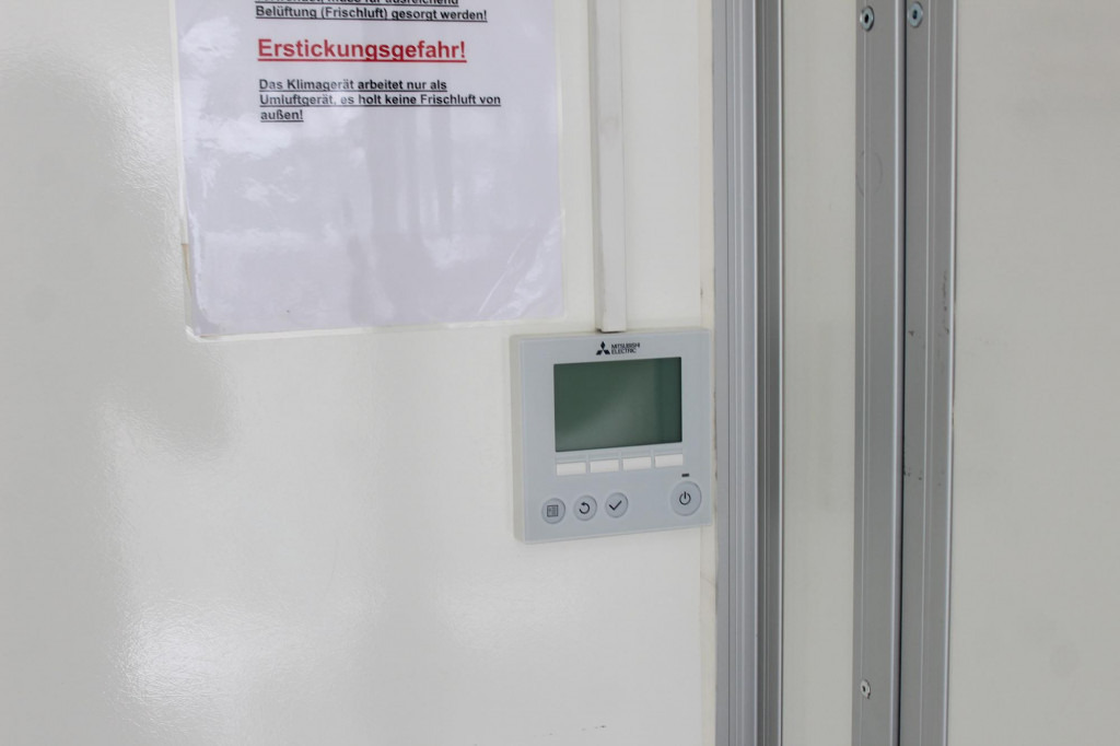Meyer Mitsubishi Aggregat Strom LBW S.Tür - Koelwagen aanhangwagen: afbeelding 5 Meyer Mitsubishi Aggregat Strom LBW S.Tür - Koelwagen aanhangwagen: afbeelding 5