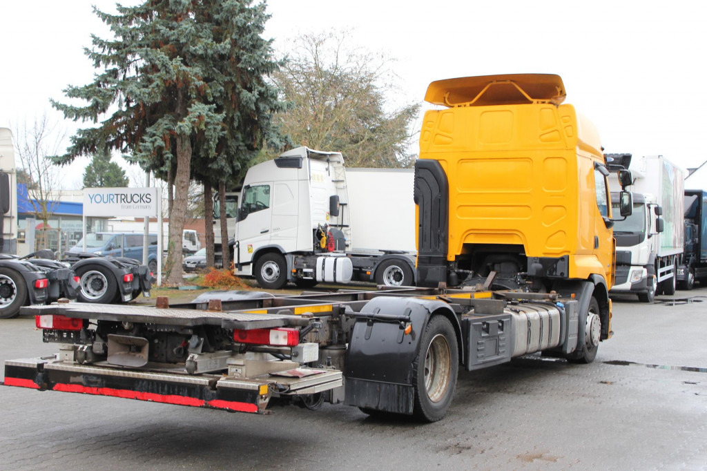 Chassis vrachtwagen Renault Premium 380DXi BDF Schlafkabine LBW AHK 298 TKm: afbeelding 10 Chassis vrachtwagen Renault Premium 380DXi BDF Schlafkabine LBW AHK 298 TKm: afbeelding 10