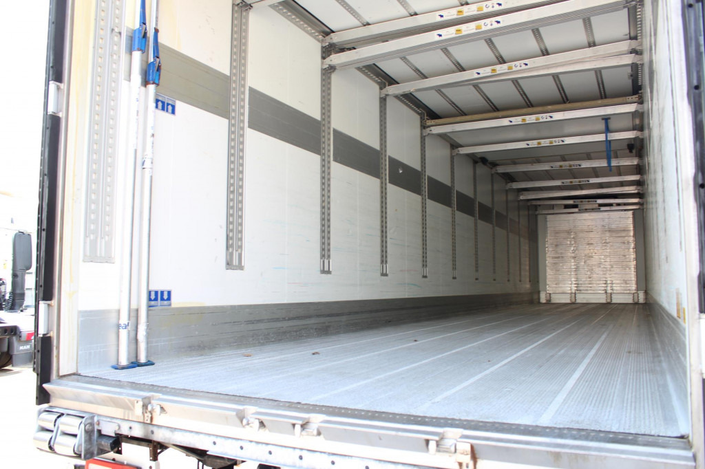 SCHMITZ Carrier Vector 1950Mt. Doppelstock Blumen LBW! - Koelwagen oplegger: afbeelding 2 SCHMITZ Carrier Vector 1950Mt. Doppelstock Blumen LBW! - Koelwagen oplegger: afbeelding 2