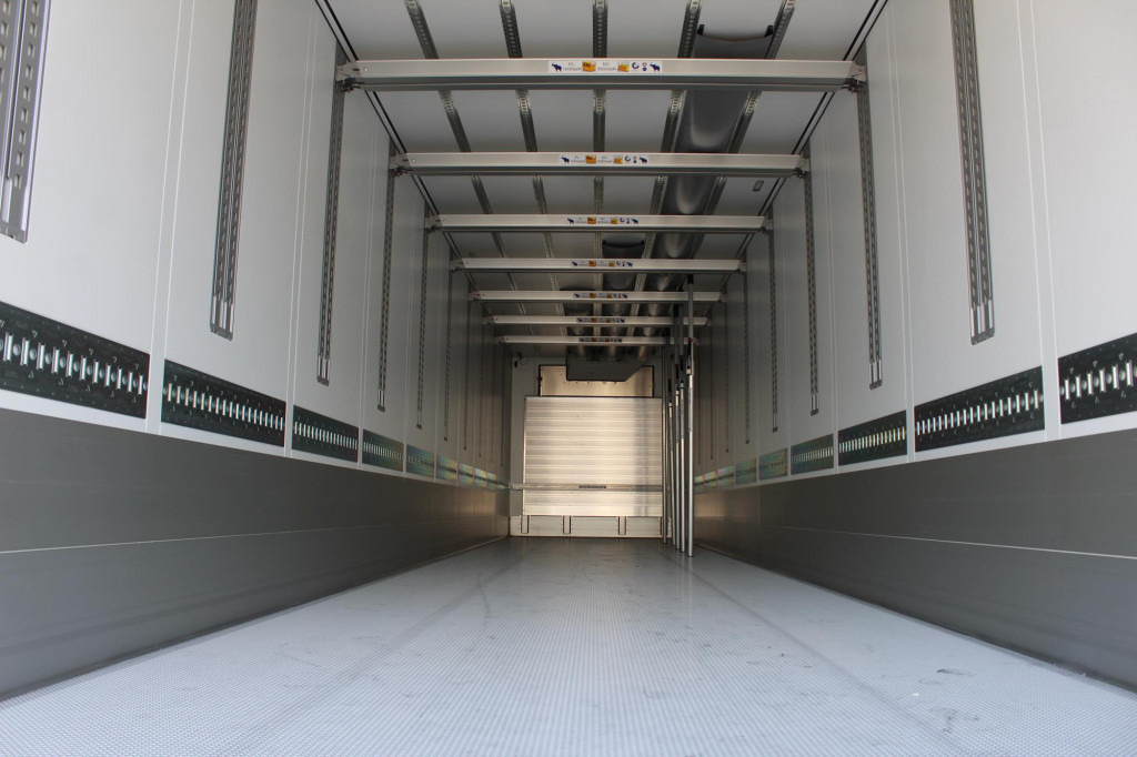 SCHMITZ Thermo King Advancer A400 DS Strom Blumen LBW - Koelwagen oplegger: afbeelding 2 SCHMITZ Thermo King Advancer A400 DS Strom Blumen LBW - Koelwagen oplegger: afbeelding 2