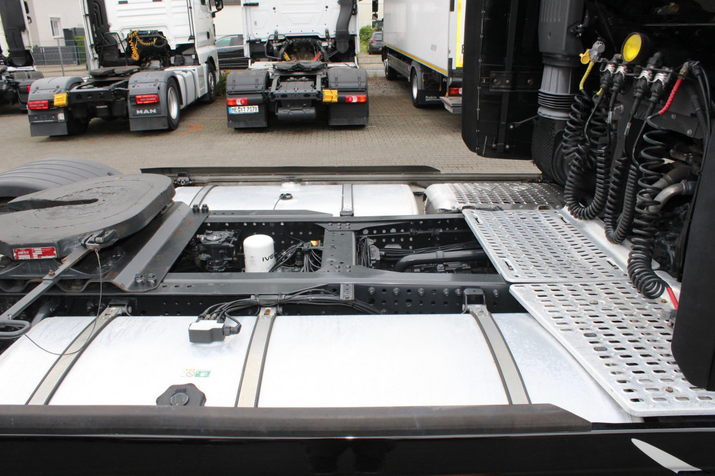 Iveco S-Way 480 Retarder Standklima 2Tanks Navi LED - Trekker: afbeelding 2 Iveco S-Way 480 Retarder Standklima 2Tanks Navi LED - Trekker: afbeelding 2