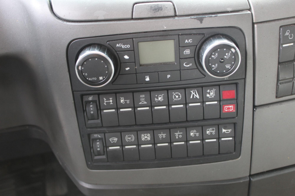 Trekker MAN TGX 480 XXL Retarder Standklima 2Tanks Navi: afbeelding 7 Trekker MAN TGX 480 XXL Retarder Standklima 2Tanks Navi: afbeelding 7