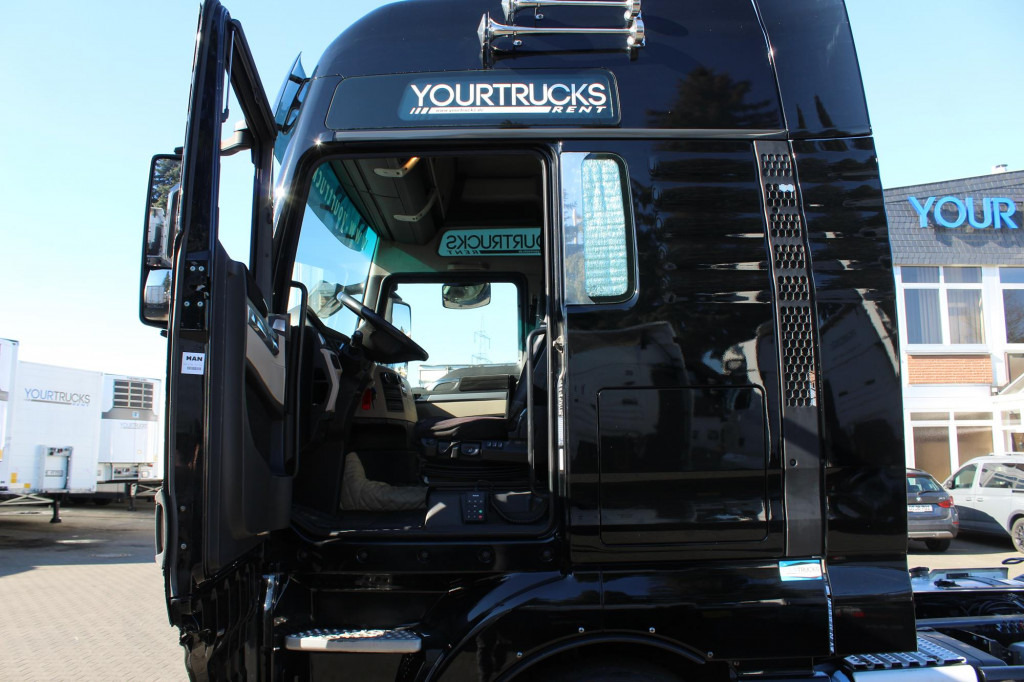 MAN TGX 540 D38 XXL Retarder Standklima Xenon Navi - Trekker: afbeelding 5 MAN TGX 540 D38 XXL Retarder Standklima Xenon Navi - Trekker: afbeelding 5