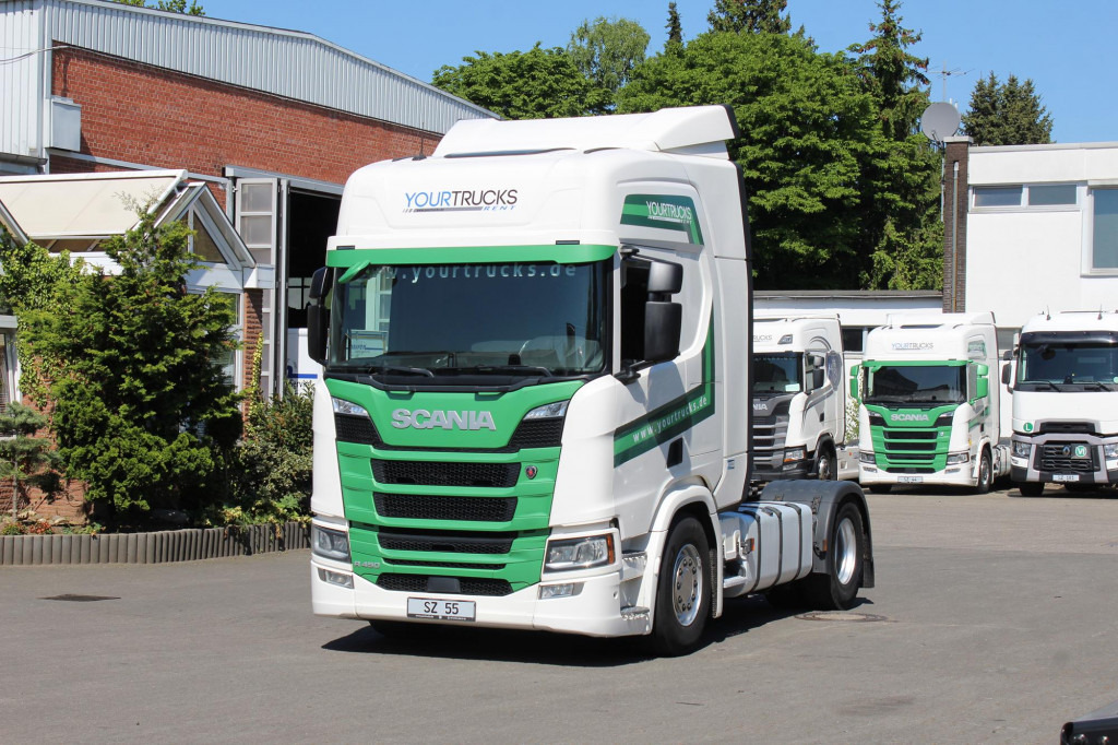 Scania R 450 Retarder LDW Standklima Navi 2 Tanks - Trekker: afbeelding 1 Scania R 450 Retarder LDW Standklima Navi 2 Tanks - Trekker: afbeelding 1