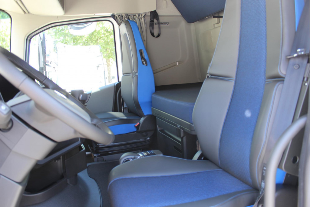 Volvo FH 500 Globe XL I-Park Cool Navi Miete-Rent! - Trekker: afbeelding 3 Volvo FH 500 Globe XL I-Park Cool Navi Miete-Rent! - Trekker: afbeelding 3