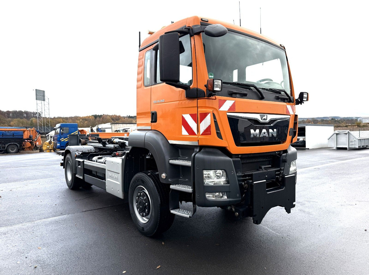 MAN TGS 18.360 4x4 Winterdienst Fahrgestell - Chassis vrachtwagen: afbeelding 1 MAN TGS 18.360 4x4 Winterdienst Fahrgestell - Chassis vrachtwagen: afbeelding 1