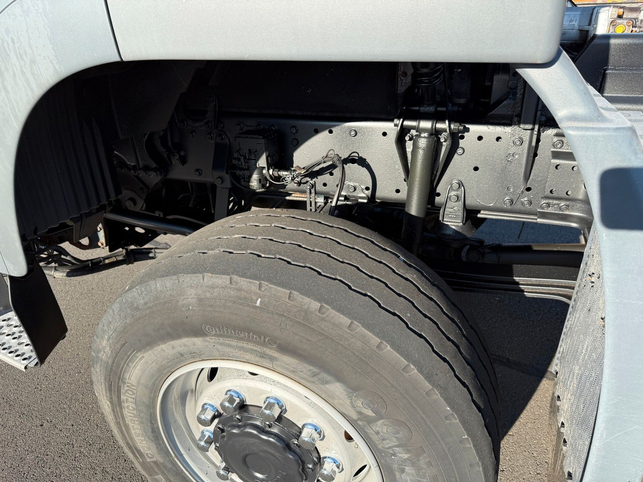 MAN TGS 18.360 4x4 Winterdienst Meiller Abroller - Haakarmsysteem vrachtwagen: afbeelding 5 MAN TGS 18.360 4x4 Winterdienst Meiller Abroller - Haakarmsysteem vrachtwagen: afbeelding 5