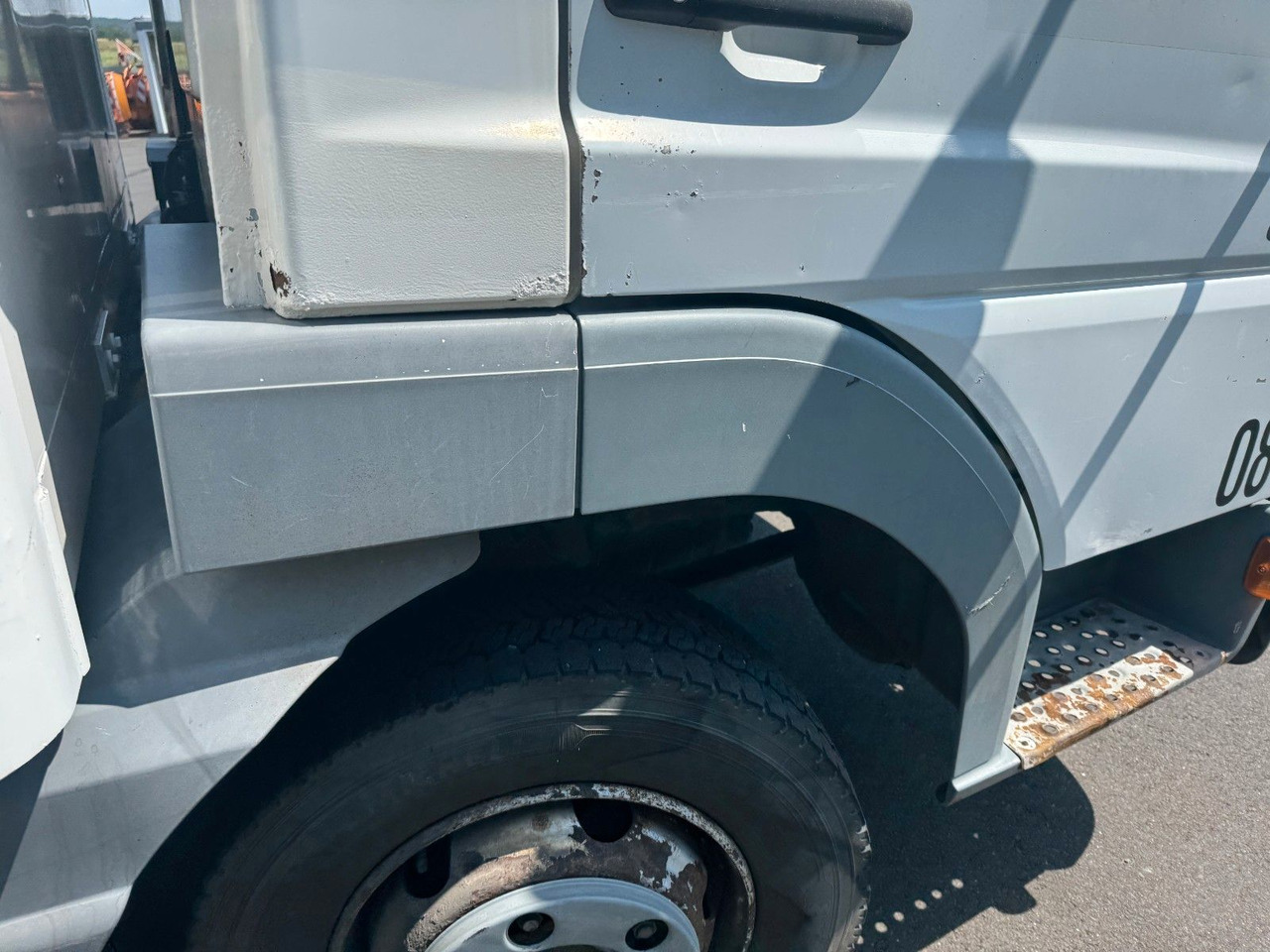 Leasing Mercedes-Benz 818 Koffer / LBW / AHK + DL Mercedes-Benz 818 Koffer / LBW / AHK + DL: afbeelding 8 Leasing Mercedes-Benz 818 Koffer / LBW / AHK + DL Mercedes-Benz 818 Koffer / LBW / AHK + DL: afbeelding 8