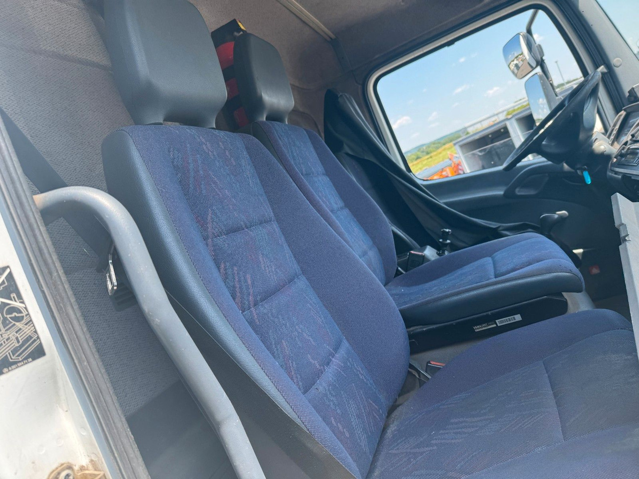 Leasing Mercedes-Benz 818 Koffer / LBW / AHK + DL Mercedes-Benz 818 Koffer / LBW / AHK + DL: afbeelding 7 Leasing Mercedes-Benz 818 Koffer / LBW / AHK + DL Mercedes-Benz 818 Koffer / LBW / AHK + DL: afbeelding 7