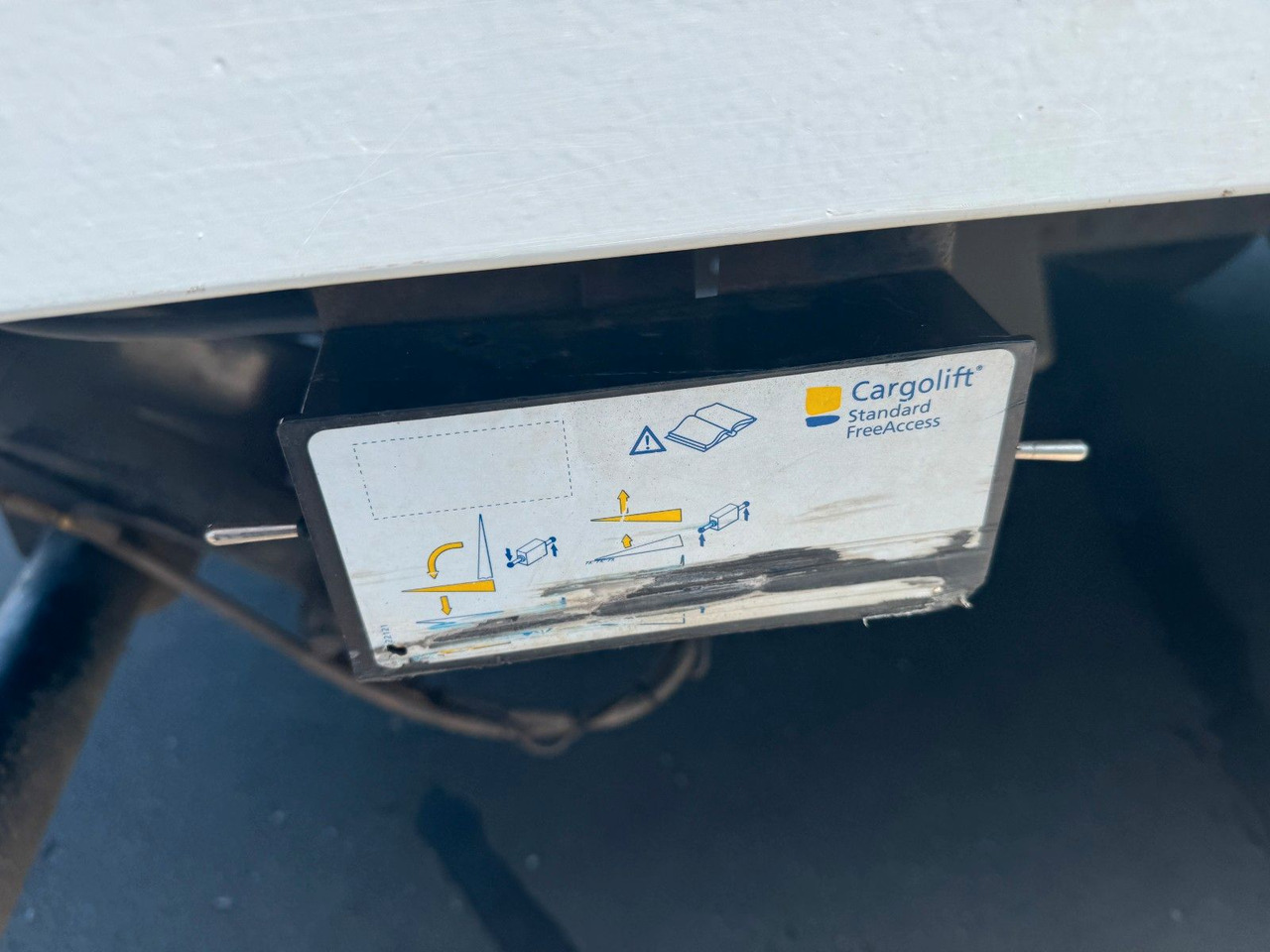 Leasing Mercedes-Benz 818 Koffer / LBW / AHK + DL Mercedes-Benz 818 Koffer / LBW / AHK + DL: afbeelding 10 Leasing Mercedes-Benz 818 Koffer / LBW / AHK + DL Mercedes-Benz 818 Koffer / LBW / AHK + DL: afbeelding 10