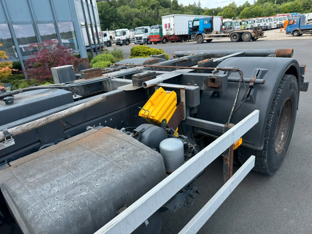 Mercedes-Benz Actros 1832 MP 3 Kipperfahrgestell + Klima - Chassis vrachtwagen: afbeelding 5 Mercedes-Benz Actros 1832 MP 3 Kipperfahrgestell + Klima - Chassis vrachtwagen: afbeelding 5