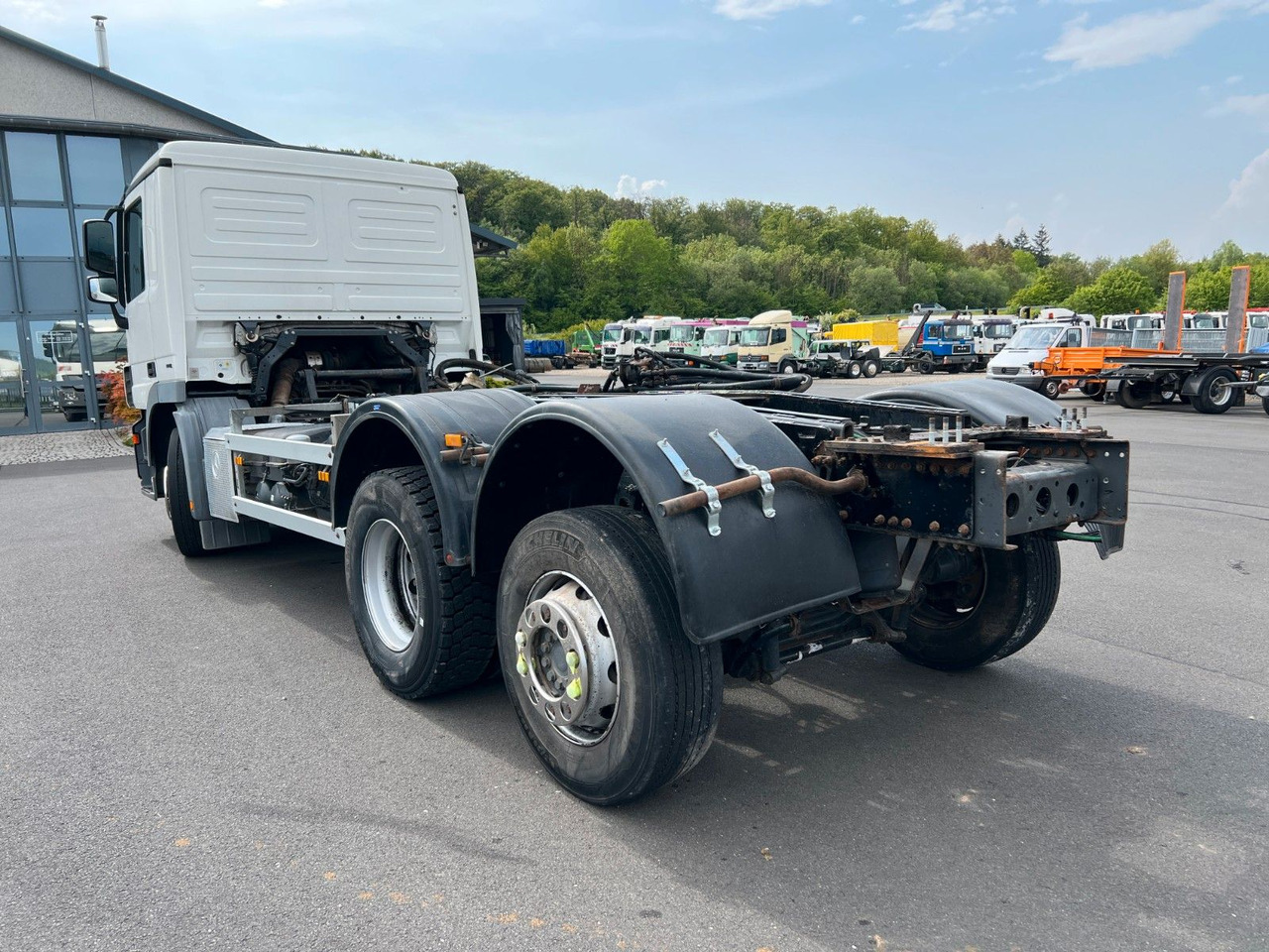 Mercedes-Benz Actros 2532 6x2 MP 3 Euro 5 10 x am Lager Mercedes-Benz Actros 2532 6x2 MP 3 Euro 5 10 x am Lager - Chassis vrachtwagen: afbeelding 2 Mercedes-Benz Actros 2532 6x2 MP 3 Euro 5 10 x am Lager Mercedes-Benz Actros 2532 6x2 MP 3 Euro 5 10 x am Lager - Chassis vrachtwagen: afbeelding 2