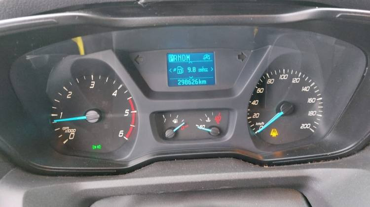 FORD TRANSIT 2,0TDI AMBULANCE KLIMA 12.2018 EURO 6, 3 UNITS - Ambulance: afbeelding 3 FORD TRANSIT 2,0TDI AMBULANCE KLIMA 12.2018 EURO 6, 3 UNITS - Ambulance: afbeelding 3