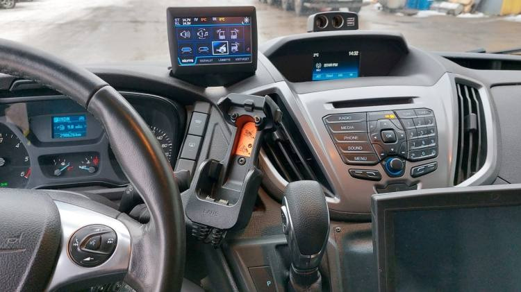 FORD TRANSIT 2,0TDI AMBULANCE KLIMA 12.2018 EURO 6, 3 UNITS - Ambulance: afbeelding 4 FORD TRANSIT 2,0TDI AMBULANCE KLIMA 12.2018 EURO 6, 3 UNITS - Ambulance: afbeelding 4