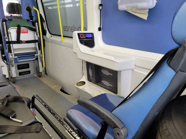Ambulance MERCEDES – BENZ SPRINTER 3.0D AMBULANCE (PROFILE) KLIMA 7.2015 EURO 6: afbeelding 15 Ambulance MERCEDES – BENZ SPRINTER 3.0D AMBULANCE (PROFILE) KLIMA 7.2015 EURO 6: afbeelding 15