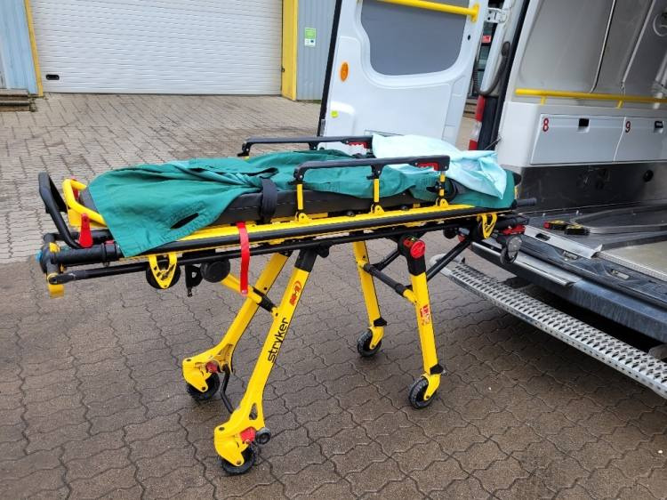 Leasing MERCEDES – BENZ SPRINTER 319 AMBULANCE (PROFILE) KLIMA, 6.2017, EURO 6  MERCEDES – BENZ SPRINTER 319 AMBULANCE (PROFILE) KLIMA, 6.2017, EURO 6: afbeelding 14