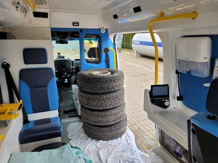 Leasing MERCEDES – BENZ SPRINTER 319 AMBULANCE (PROFILE) KLIMA, 6.2017, EURO 6  MERCEDES – BENZ SPRINTER 319 AMBULANCE (PROFILE) KLIMA, 6.2017, EURO 6: afbeelding 9