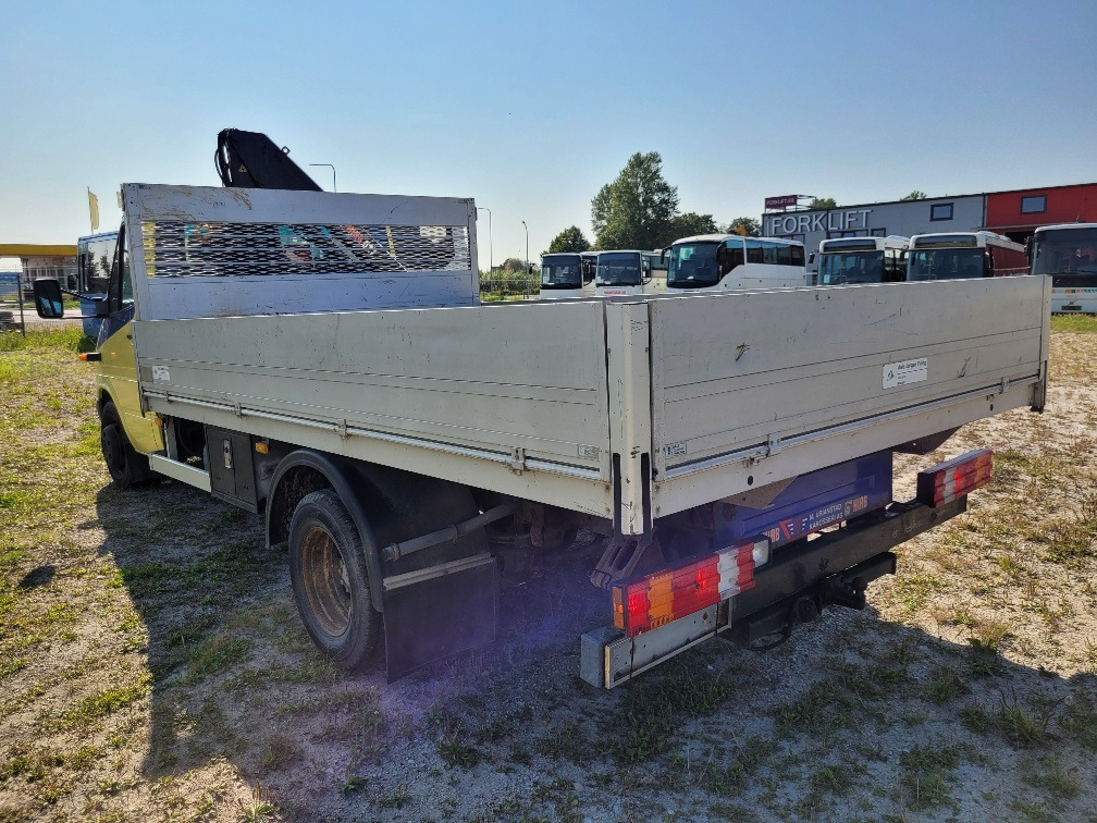 MERCEDES – BENZ SPRINTER 616CDI HIAB 027-2 Crane 10.2004 - Bestelwagen met open laadbak: afbeelding 4 MERCEDES – BENZ SPRINTER 616CDI HIAB 027-2 Crane 10.2004 - Bestelwagen met open laadbak: afbeelding 4
