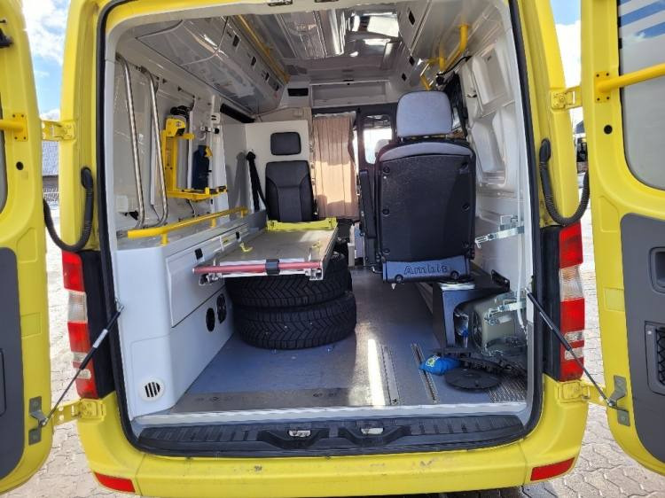 MERCEDES – BENZ SPRINTER AMBULANCE (PROFILE) KLIMA 2.2016 EURO 6 - Ambulance: afbeelding 4 MERCEDES – BENZ SPRINTER AMBULANCE (PROFILE) KLIMA 2.2016 EURO 6 - Ambulance: afbeelding 4