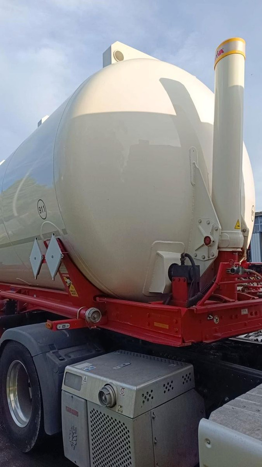 Kässbohrer Kippsilo 60m³ ADR - Bulkoplegger: afbeelding 5 Kässbohrer Kippsilo 60m³ ADR - Bulkoplegger: afbeelding 5