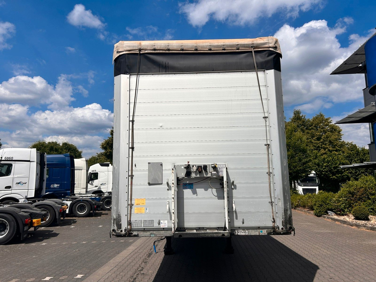 Schmitz Cargobull SCS 24/L- 13.62 E DB, zur Miete verfügbar - Schuifzeiloplegger: afbeelding 1 Schmitz Cargobull SCS 24/L- 13.62 E DB, zur Miete verfügbar - Schuifzeiloplegger: afbeelding 1