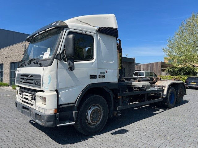 Volvo FM 12.420 FM12.420 6x2 - Chassis vrachtwagen: afbeelding 1 Volvo FM 12.420 FM12.420 6x2 - Chassis vrachtwagen: afbeelding 1