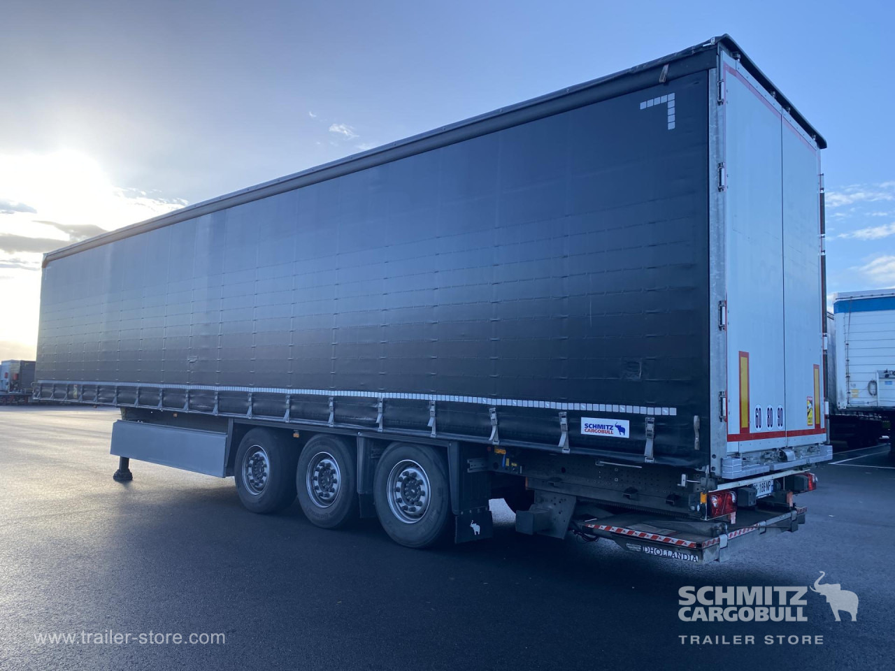 SCHMITZ Curtainsider Standard Taillift - Schuifzeiloplegger: afbeelding 5 SCHMITZ Curtainsider Standard Taillift - Schuifzeiloplegger: afbeelding 5