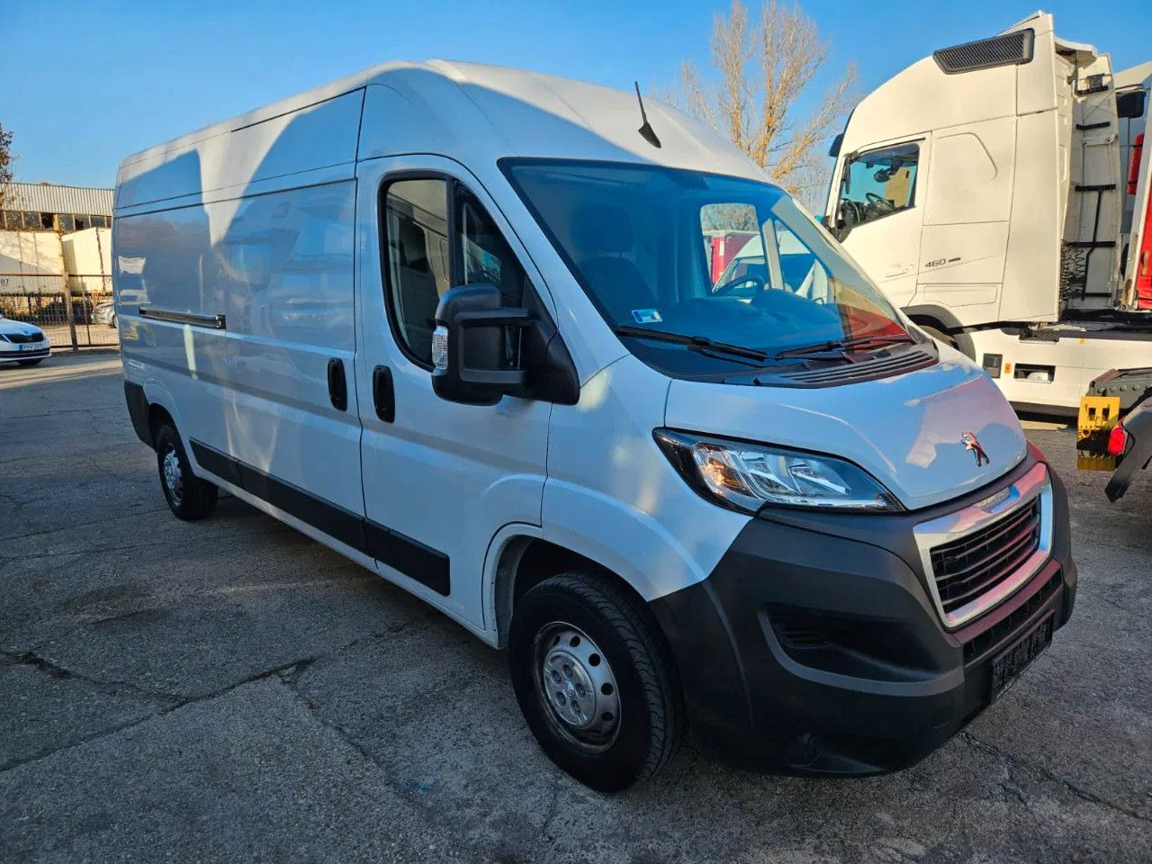 Peugeot Boxer Box 2.2 Premium FT 350 L3H2 Camera 2 units - Bestelwagen gesloten laadbak: afbeelding 2 Peugeot Boxer Box 2.2 Premium FT 350 L3H2 Camera 2 units - Bestelwagen gesloten laadbak: afbeelding 2