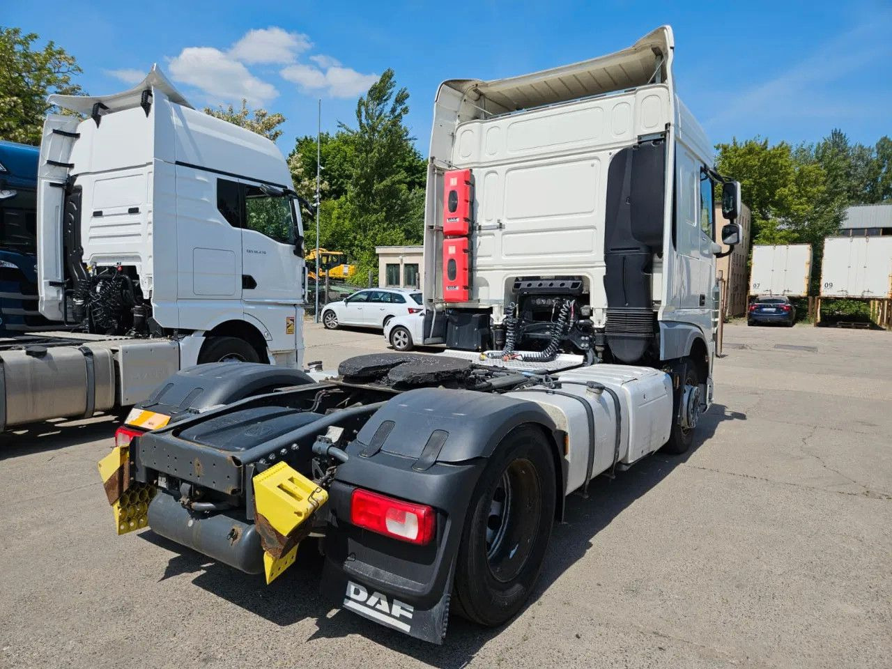 DAF XF 460 Space Cab Standklima 2 units - Trekker: afbeelding 4 DAF XF 460 Space Cab Standklima 2 units - Trekker: afbeelding 4