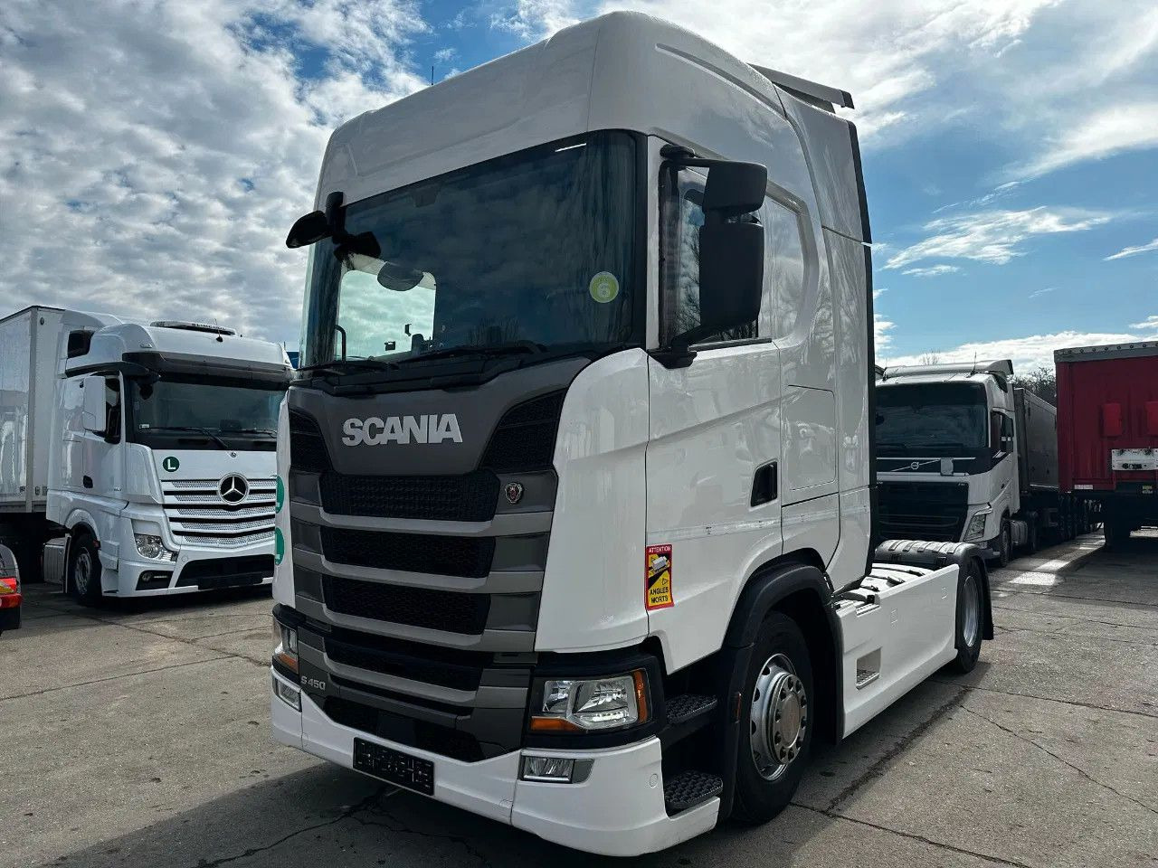 Scania S450 Standard, Full Spoiler, StandKlima, Retarde - Trekker: afbeelding 1 Scania S450 Standard, Full Spoiler, StandKlima, Retarde - Trekker: afbeelding 1