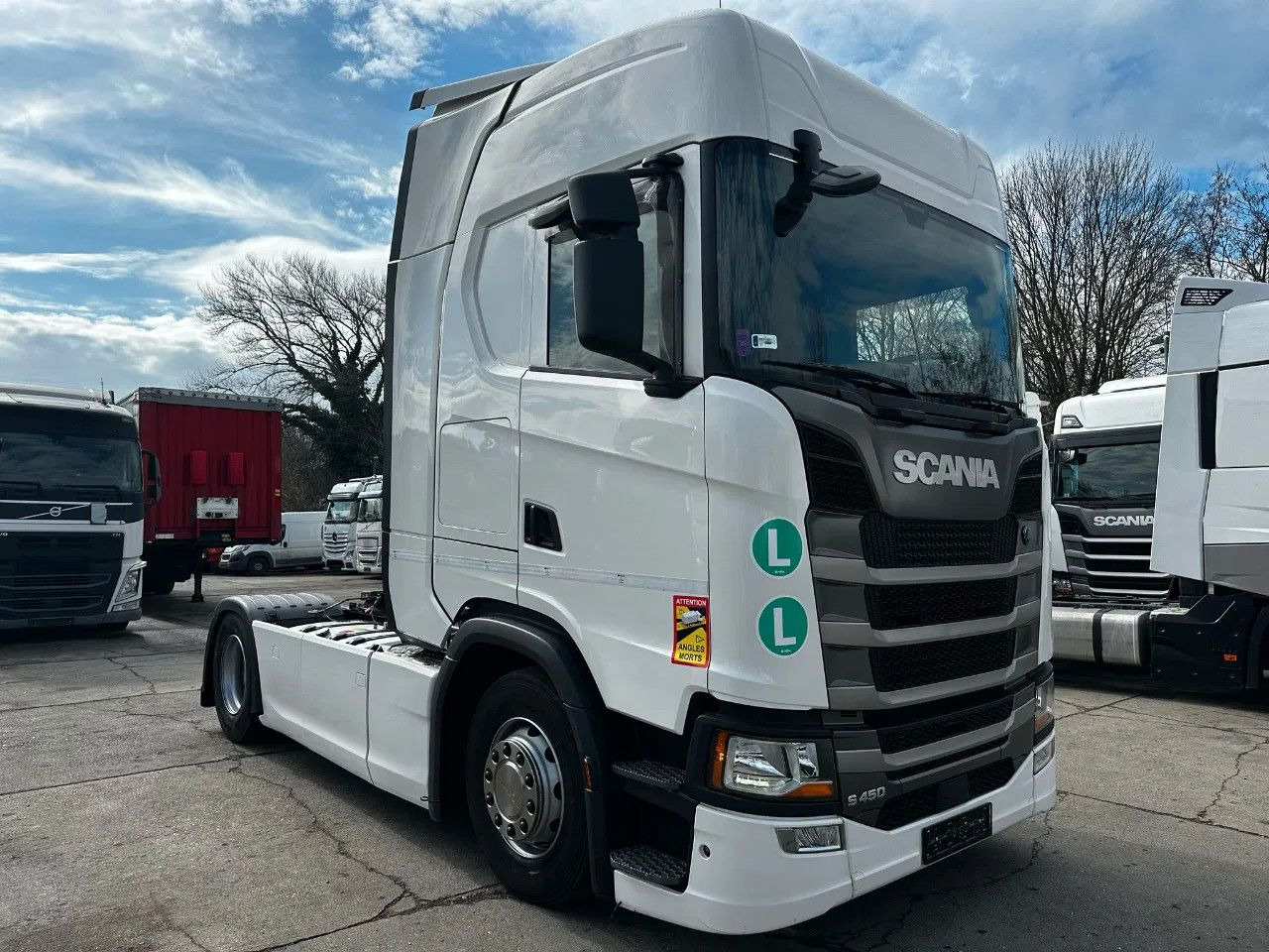 Scania S450 Standard, Full Spoiler, StandKlima, Retarde - Trekker: afbeelding 2 Scania S450 Standard, Full Spoiler, StandKlima, Retarde - Trekker: afbeelding 2
