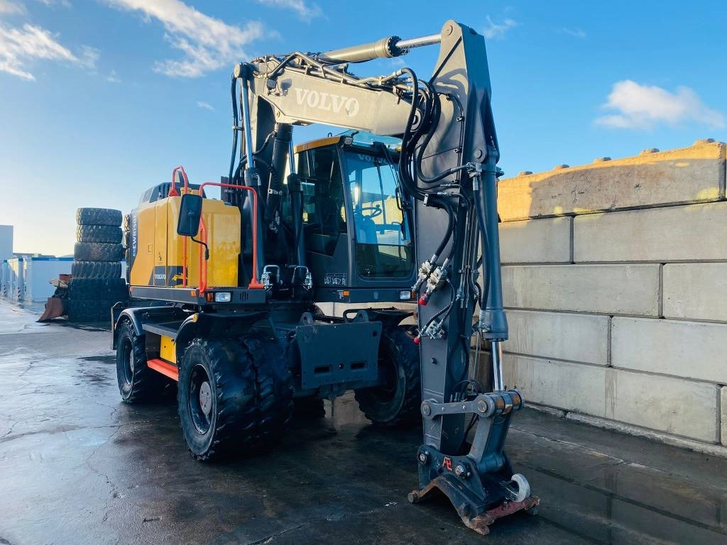 Volvo EWR 150 E - Mobiele graafmachine: afbeelding 4 Volvo EWR 150 E - Mobiele graafmachine: afbeelding 4