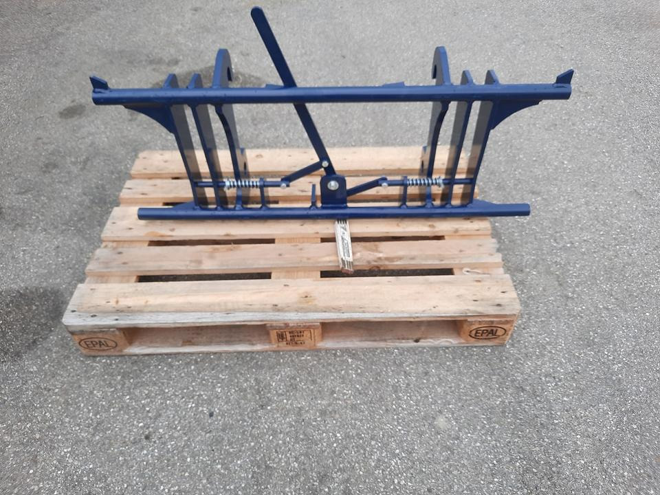 Euroadapter Giant Toyo Hoflader Radlader Euro Adapter - Aanbouwdeel voor Bouwmachine: afbeelding 1 Euroadapter Giant Toyo Hoflader Radlader Euro Adapter - Aanbouwdeel voor Bouwmachine: afbeelding 1