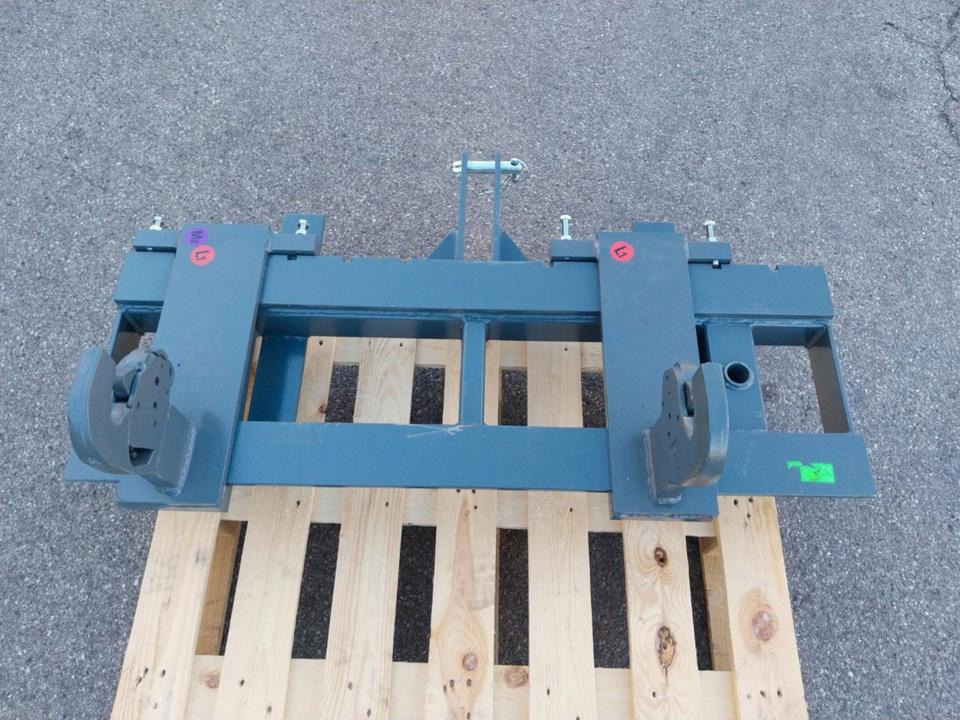 Adapter Weidemann Hoflader auf 3 Punkt Kat II Palettengabel Euro - Vorken: afbeelding 2 Adapter Weidemann Hoflader auf 3 Punkt Kat II Palettengabel Euro - Vorken: afbeelding 2