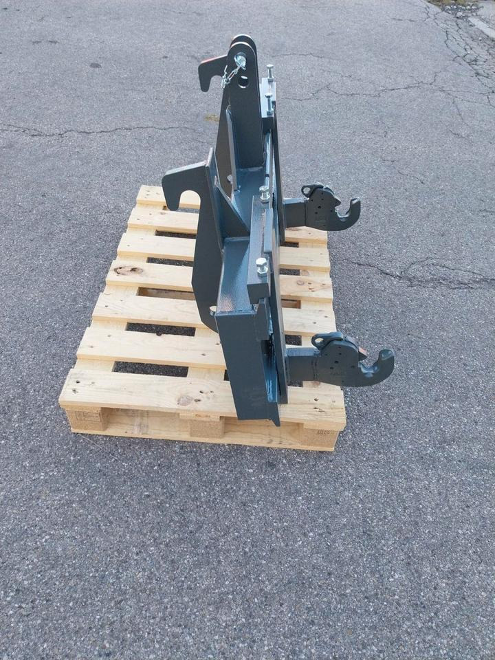 Adapter Weidemann Hoflader auf 3 Punkt Kat II Palettengabel Euro - Vorken: afbeelding 4 Adapter Weidemann Hoflader auf 3 Punkt Kat II Palettengabel Euro - Vorken: afbeelding 4