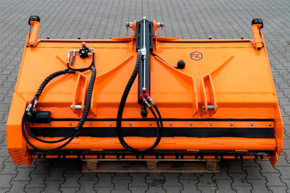 Salzstreuer Sandstreuer Splittstreuer Schlepper Traktor Fendt - Zout/ Zandstrooier: afbeelding 4 Salzstreuer Sandstreuer Splittstreuer Schlepper Traktor Fendt - Zout/ Zandstrooier: afbeelding 4