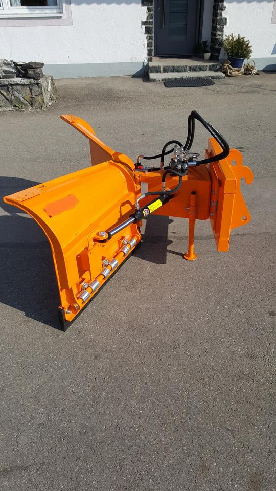 Schneeschild Vario 1,8m Schlepper Radlader Hoflader Euro Fendt - Sneeuwschuif: afbeelding 2 Schneeschild Vario 1,8m Schlepper Radlader Hoflader Euro Fendt - Sneeuwschuif: afbeelding 2