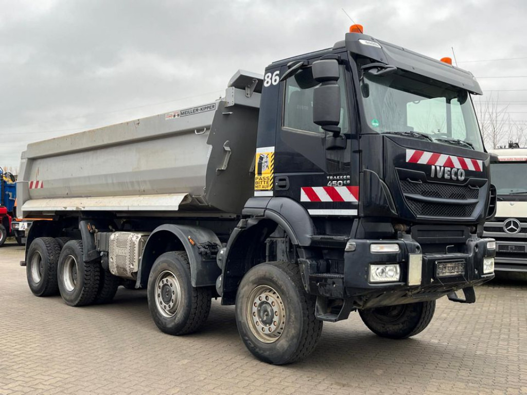 IVECO-MAGIRUS TRACKER AD450TW 4 Achs Muldenkipper Meiller - Kiepwagen: afbeelding 5 IVECO-MAGIRUS TRACKER AD450TW 4 Achs Muldenkipper Meiller - Kiepwagen: afbeelding 5