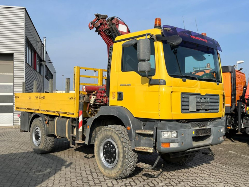 MAN MAN TG-M Pritsche Kran 18.280 4x4 Singelreifen Funkfernbedienung - Vrachtwagen met open laadbak, Kraanwagen: afbeelding 2 MAN MAN TG-M Pritsche Kran 18.280 4x4 Singelreifen Funkfernbedienung - Vrachtwagen met open laadbak, Kraanwagen: afbeelding 2