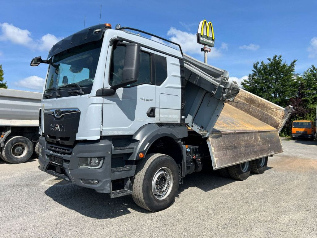 MAN TG-S 26.510 6x4 BB 3-Achs Kipper Meiller Bordmat - Kipper vrachtwagen: afbeelding 1 MAN TG-S 26.510 6x4 BB 3-Achs Kipper Meiller Bordmat - Kipper vrachtwagen: afbeelding 1