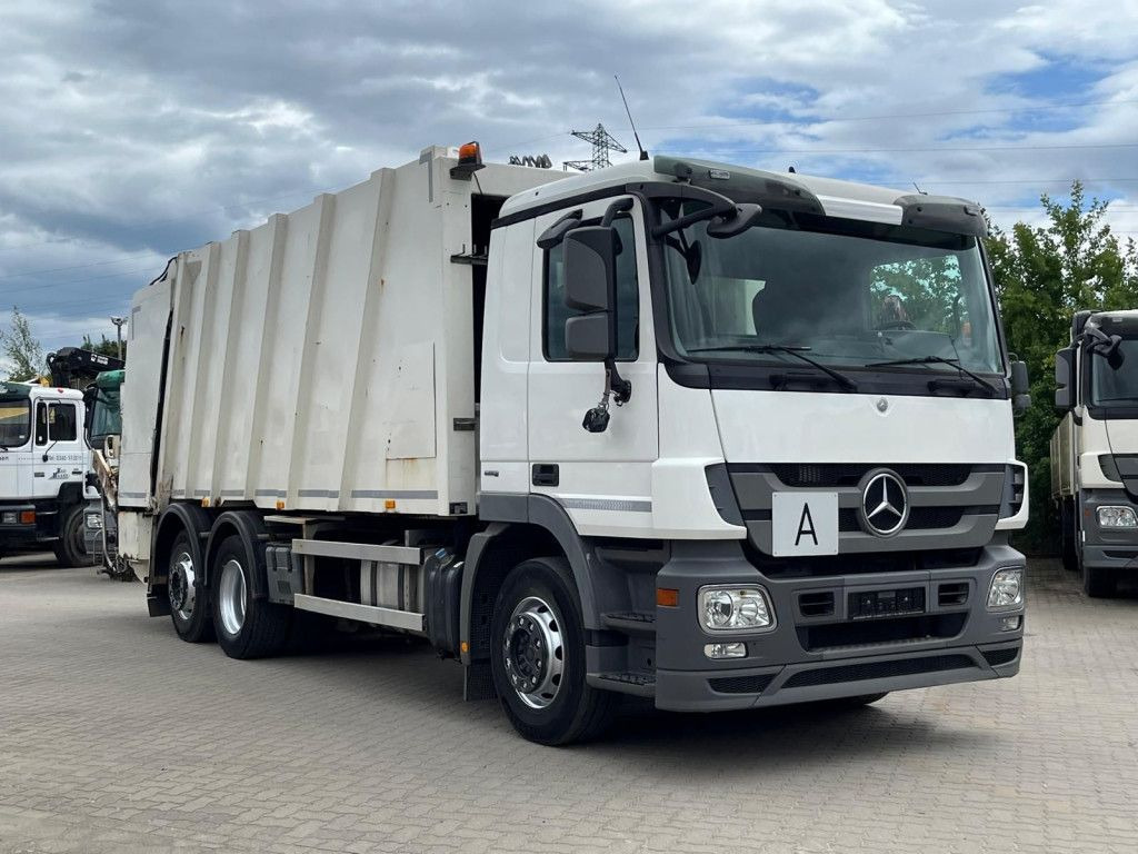 Mercedes-Benz Actros 2532 L 6x2 Müllwagen Faun Powerpress 25m³ - Vuilniswagen: afbeelding 2 Mercedes-Benz Actros 2532 L 6x2 Müllwagen Faun Powerpress 25m³ - Vuilniswagen: afbeelding 2